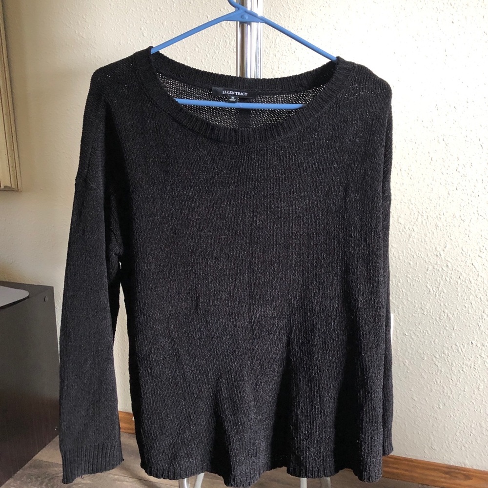 KNIT SWEATER